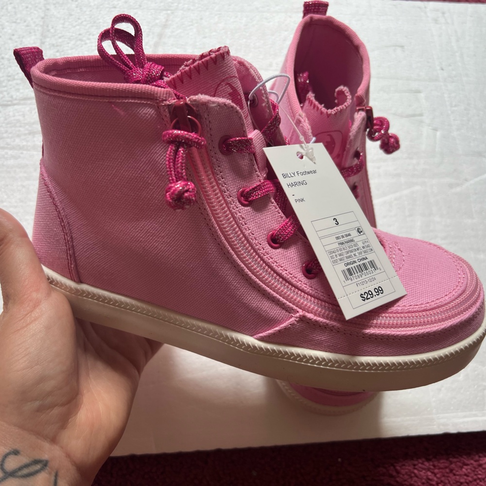 Zara Pink Sneakers Retro-Inspired Design